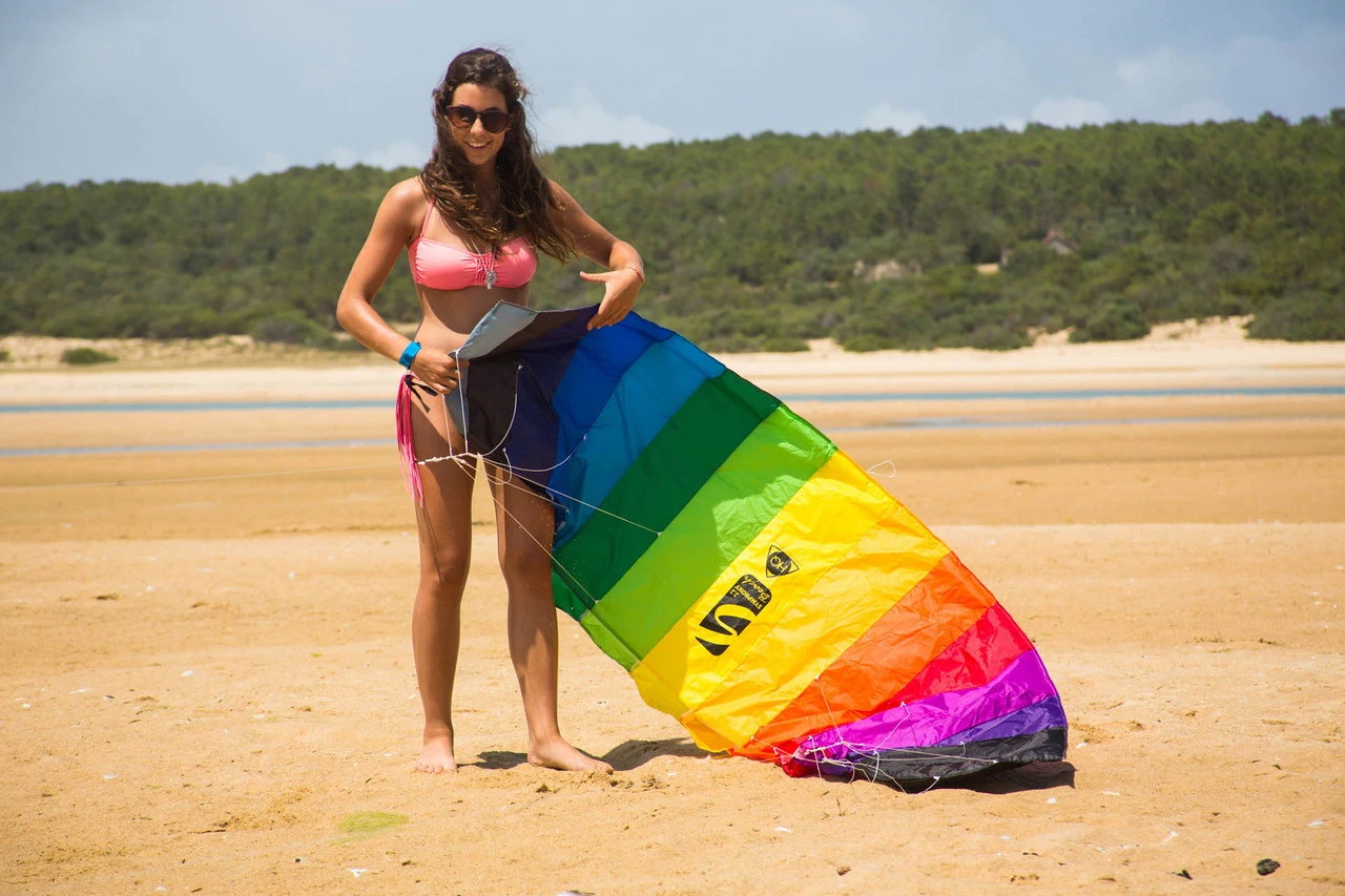 Symphony Beach III 2.2 Rainbow Foil Kite 4 Symphony Beach III 2.2 Rainbow Foil Kite - Image 2